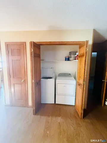 $2,100 | 20 Crest Drive, Cromwell, CT 06416