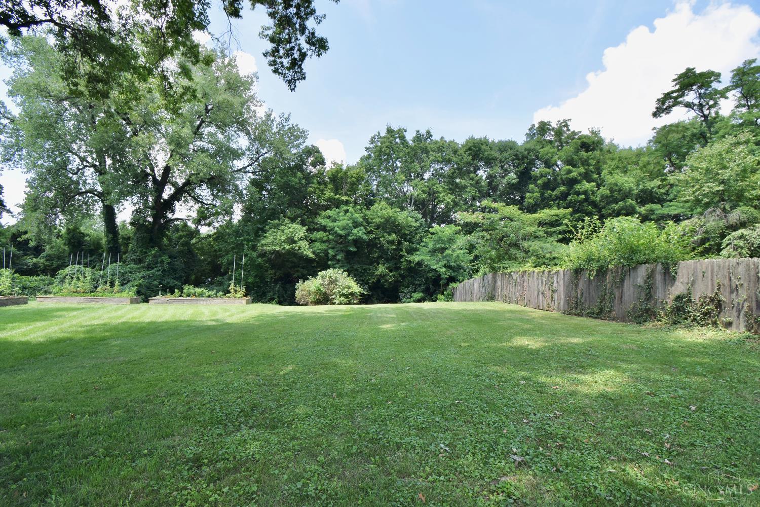 569 Rentz Place Cincinnati, OH 45238 - Photo 36 of 38