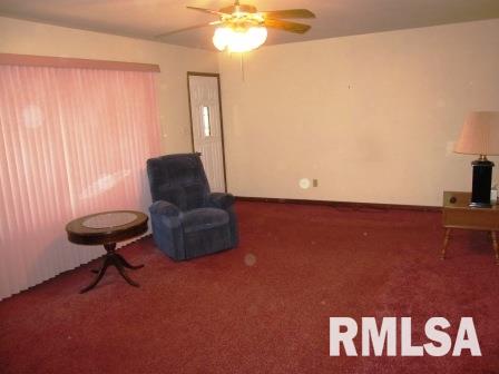 4304 36th Avenue Moline, IL 61265 - Photo 6 of 16