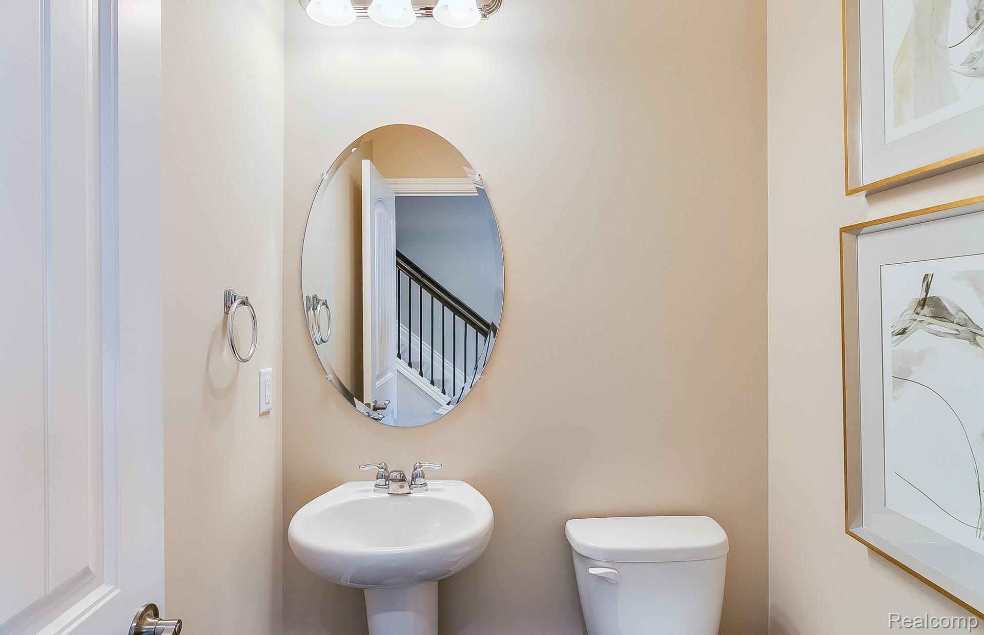 319 Strawberry Drive, Unit 4 Rochester, MI 48307 - Photo 21 of 33 20.jpg
