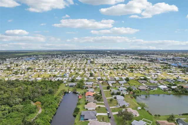 $294,900 | 1266 Lincoln Drive, Englewood, FL 34224