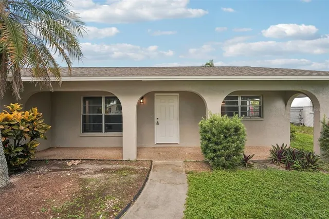 $294,900 | 1266 Lincoln Drive, Englewood, FL 34224