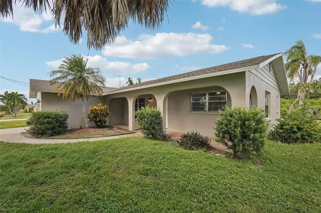 $294,900 | 1266 Lincoln Drive, Englewood, FL 34224