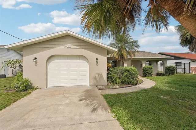 $294,900 | 1266 Lincoln Drive, Englewood, FL 34224