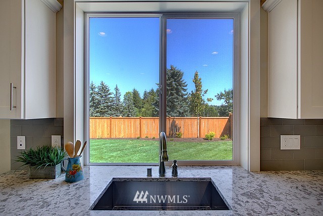 310 239th ( 15) Place Southeast Bothell, WA 98021 - Photo 7 of 15