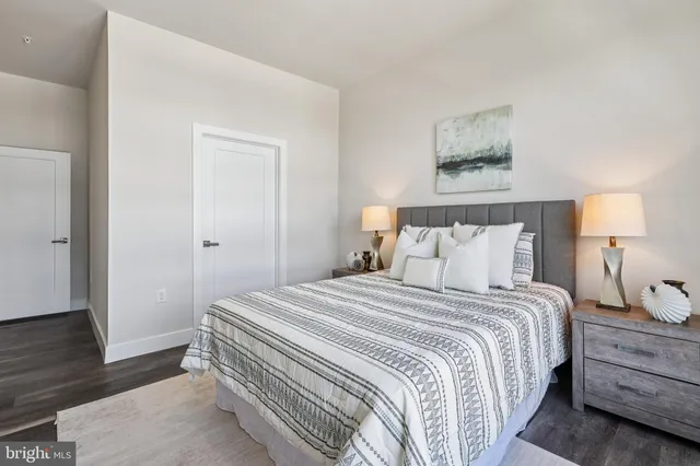 $1,199,999 | 1761 Old Meadow Road, Unit 517, McLean, VA 22102