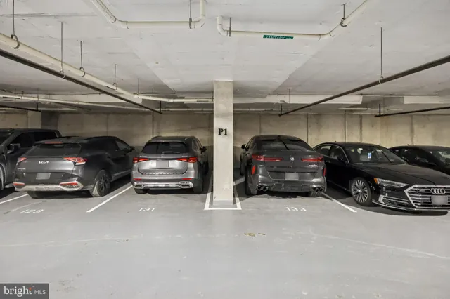 $1,199,999 | 1761 Old Meadow Road, Unit 517, McLean, VA 22102