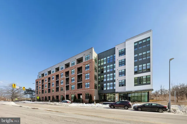 $1,199,999 | 1761 Old Meadow Road, Unit 517, McLean, VA 22102