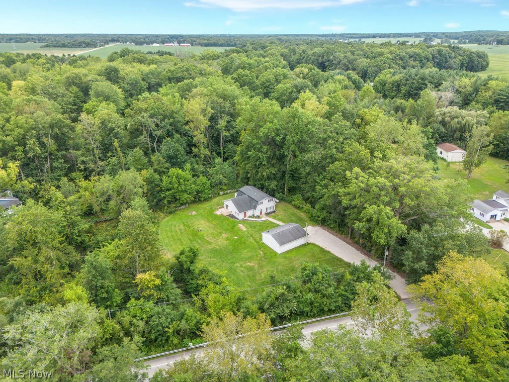 6429 Russia Road Oberlin, OH 44074 - Photo 4 of 50