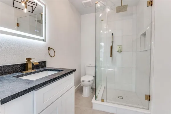 $2,999 | 2503 Stovall Drive, Dallas, TX 75216