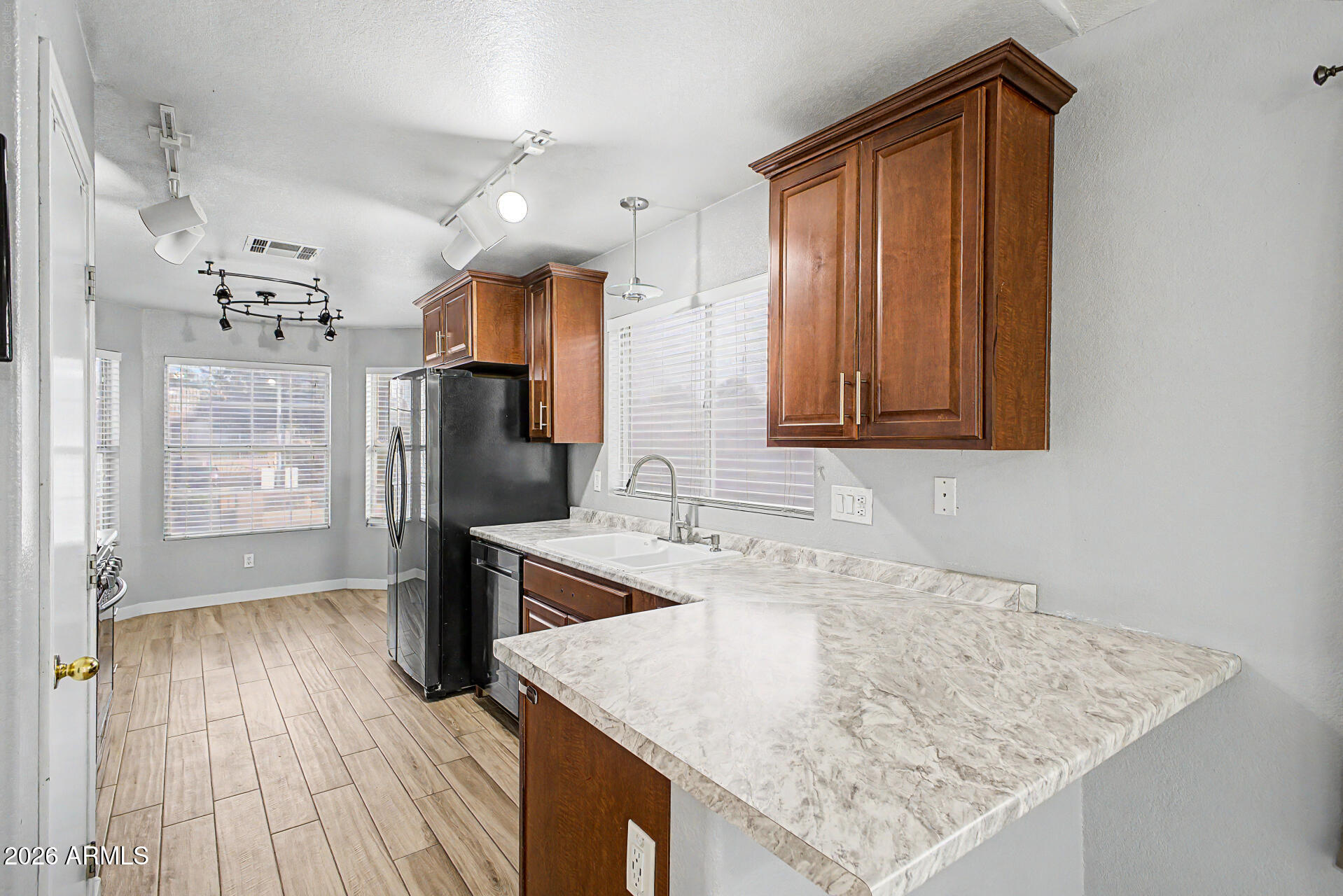 9050 West Monte Vista Road Phoenix, AZ 85037 - Photo 17 of 44