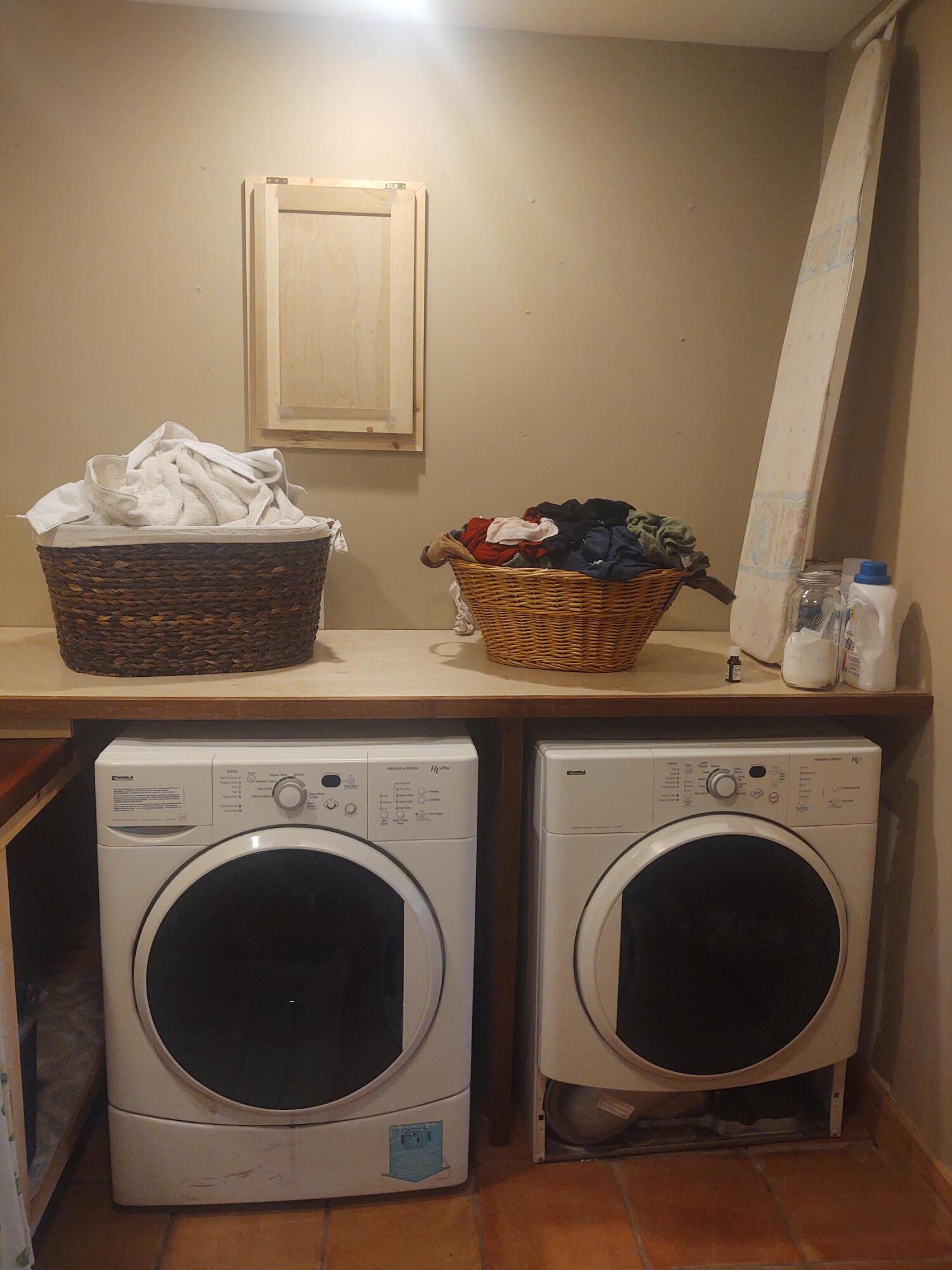2101 Friendship Road Waldoboro, ME 04572 - Photo 44 of 62 Laundry Chute