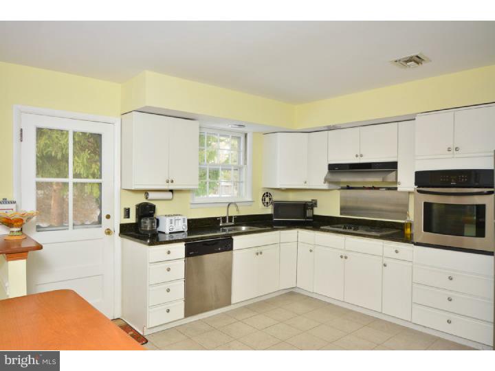 1055 Waterloo Road Berwyn, PA 19312 - Photo 7 of 24