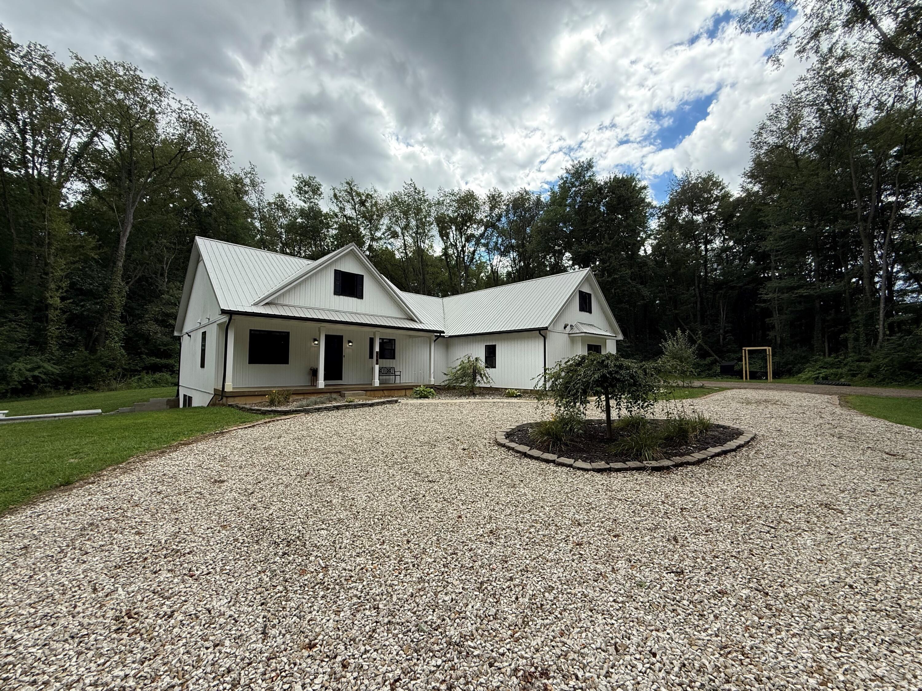 323 South Wattles Road Battle Creek, MI 49014 - Photo 2 of 48 Exterior 7