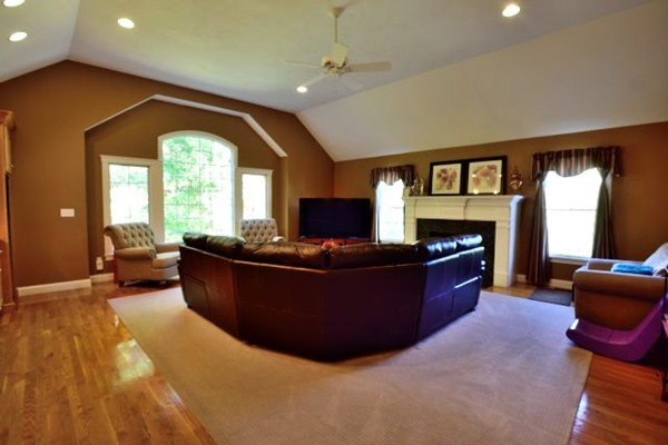 104 Thistle Road North Andover, MA 01845 - Photo 17 of 30 Gallery Image 17