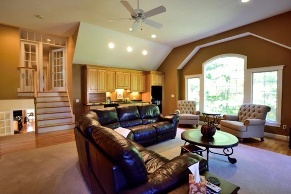104 Thistle Road North Andover, MA 01845 - Photo 18 of 30 Gallery Image 18