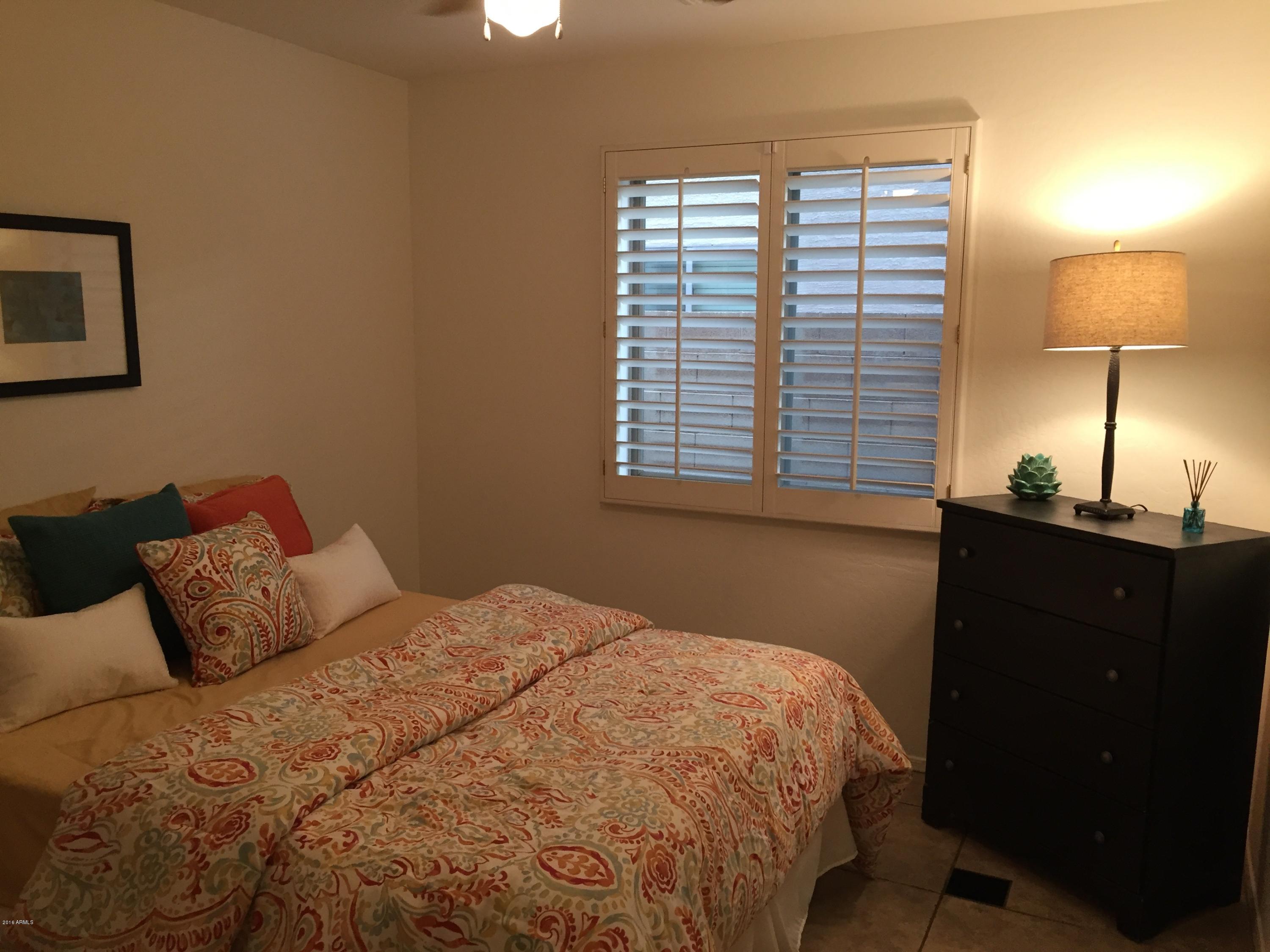 1727 East Harwell Road Phoenix, AZ 85042 - Photo 13 of 20 IMG_0162