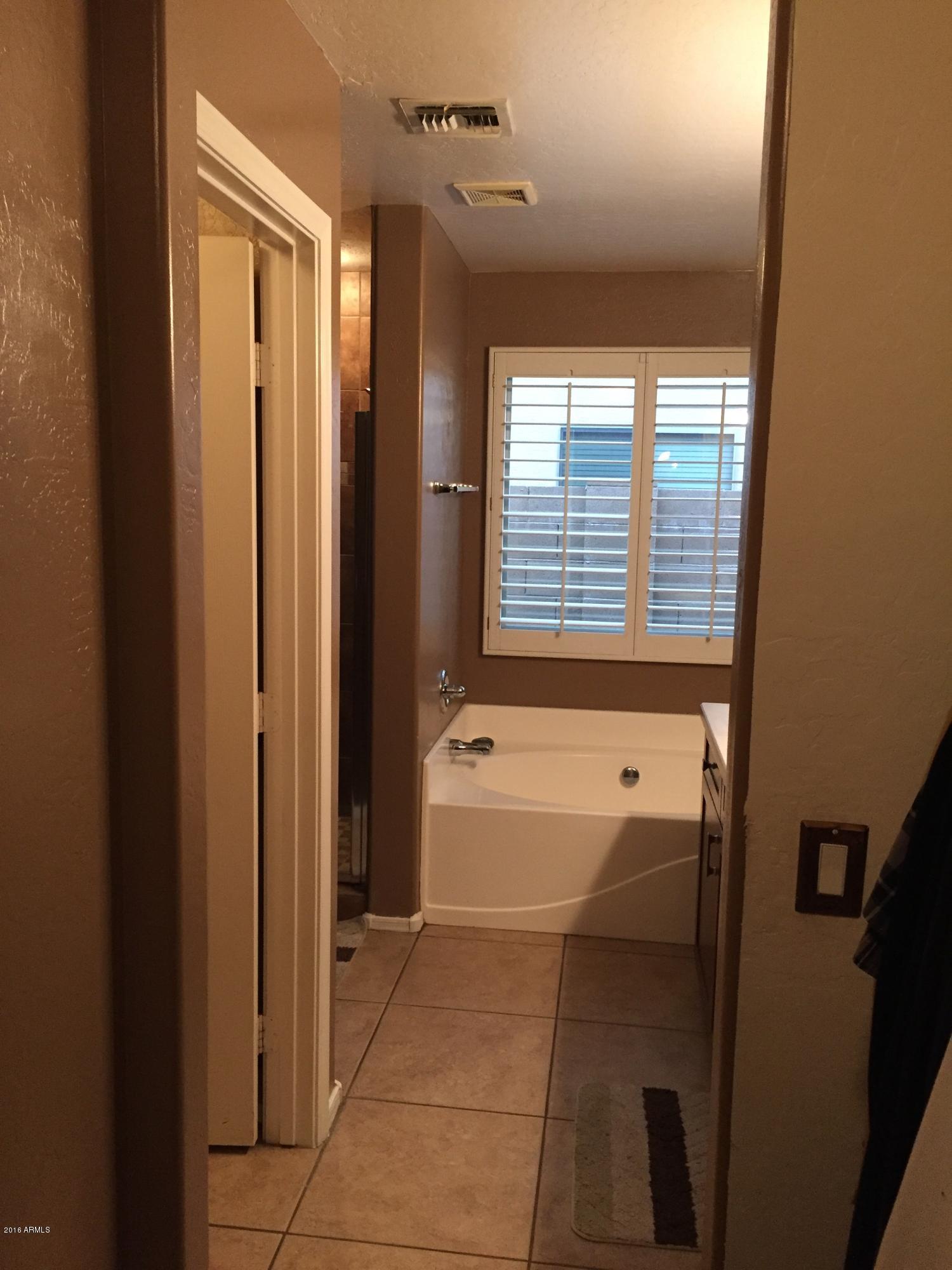 1727 East Harwell Road Phoenix, AZ 85042 - Photo 16 of 20 IMG_0181
