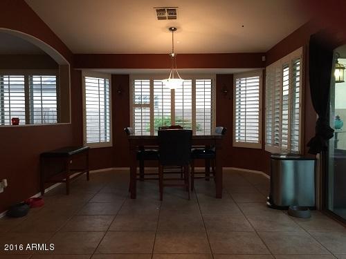 1727 East Harwell Road Phoenix, AZ 85042 - Photo 4 of 20 IMG_0144