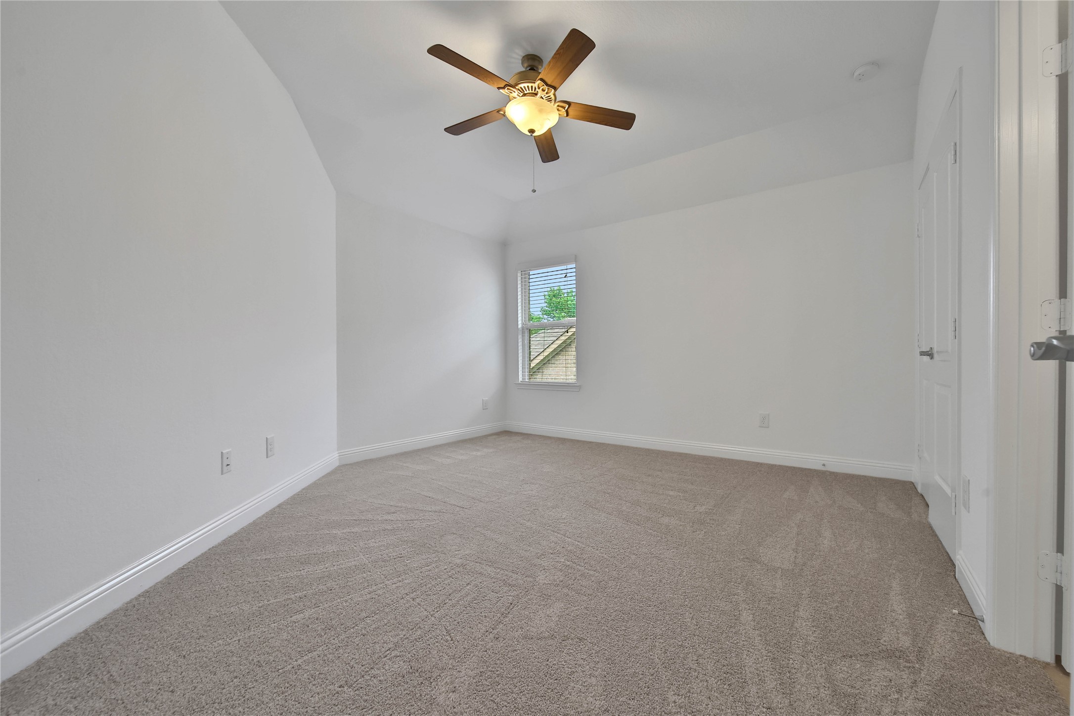 27 Waterfall Way Tomball, TX 77375 - Photo 21 of 29