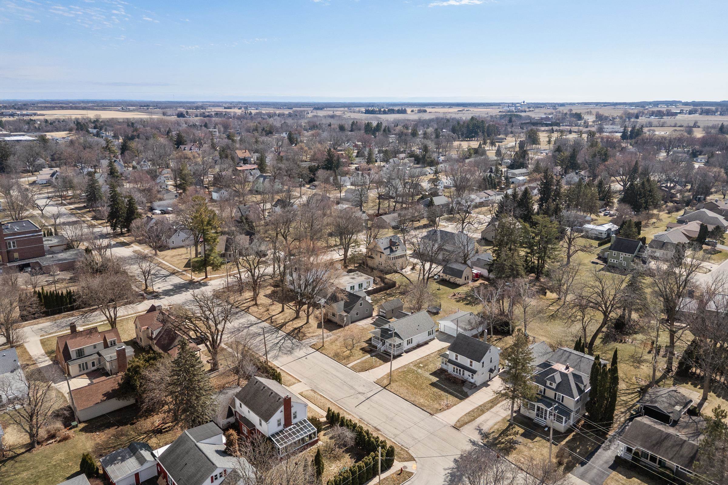 425 Howard Street Ripon, WI 54971 - Photo 41 of 54