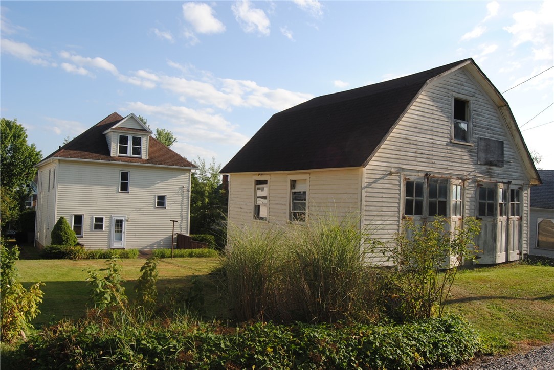 19 Spruce Avenue Kane, PA 16735 - Photo 3 of 26