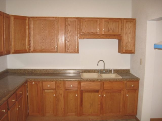 1330 Ripley Street Davenport, IA 52803 - Photo 5 of 7 Gallery Image 5