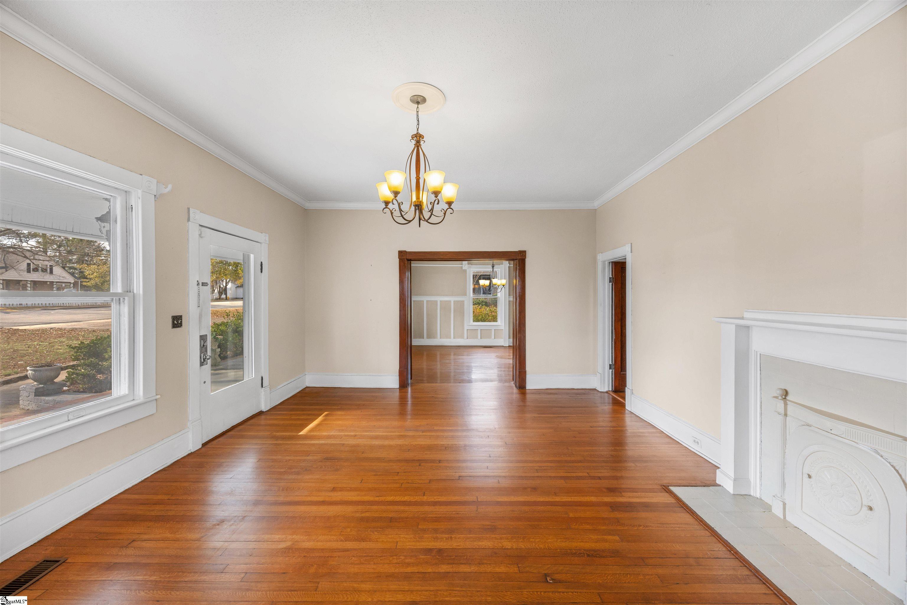 406 North Main Street Fountain Inn, SC 29644 - Photo 11 of 50 Gallery Image 11