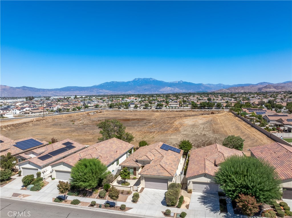 1382 Via Rivas Hemet, CA 92545 - Photo 34 of 39 Gallery Image 34