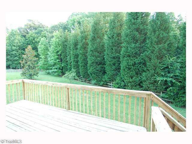170 Stonburg Road Clemmons, NC 27012 - Photo 10 of 11 Patio/Deck.