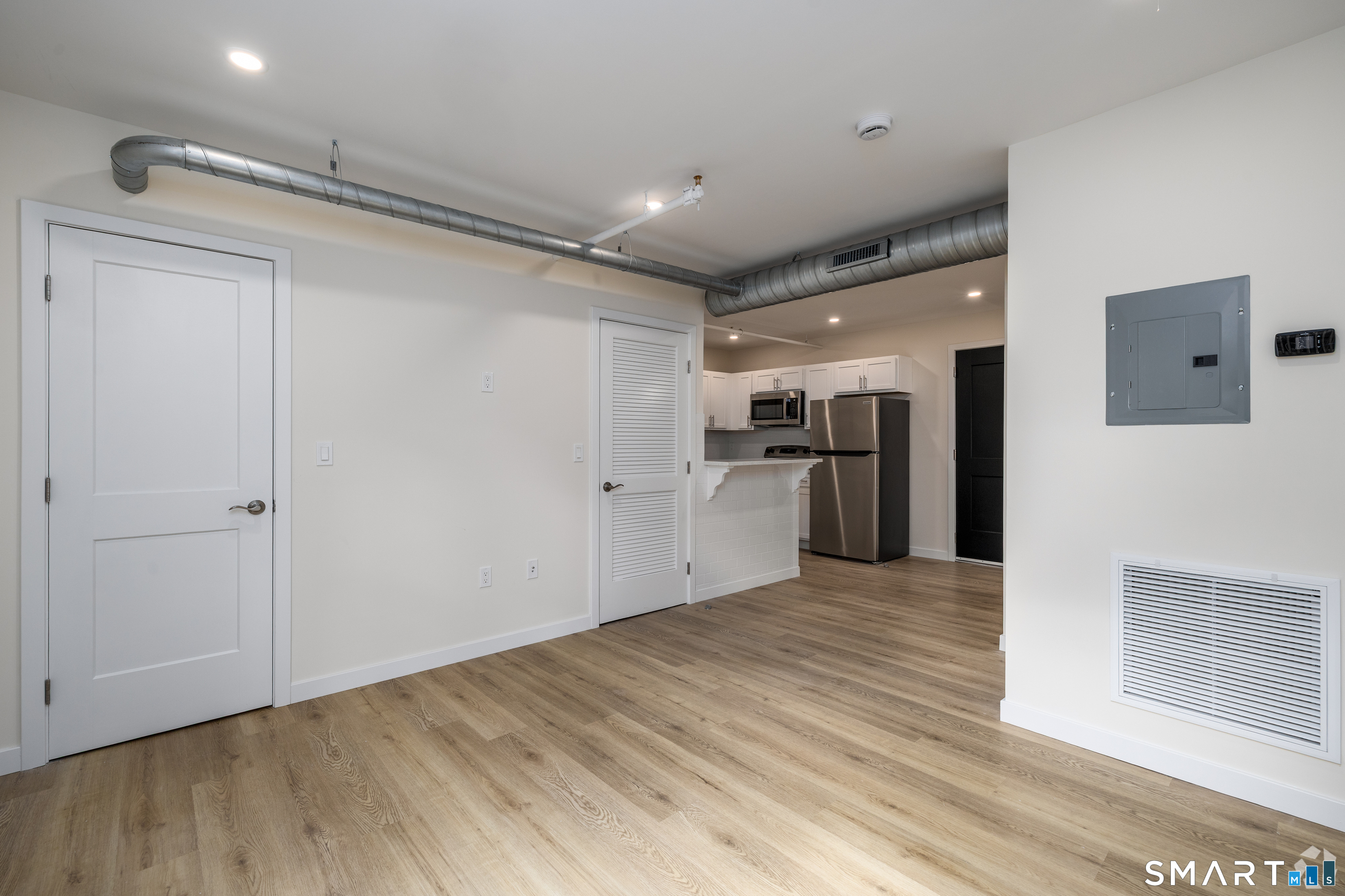 584 Main Street, Unit D Middletown, CT 06457 - Photo 3 of 11