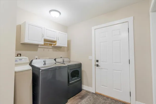 $399,000 | 1388 East 2950 North Road, Mansfield, IL 61854