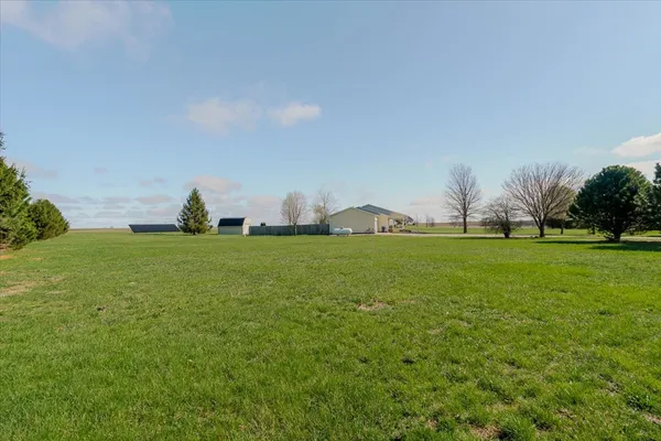 $399,000 | 1388 East 2950 North Road, Mansfield, IL 61854