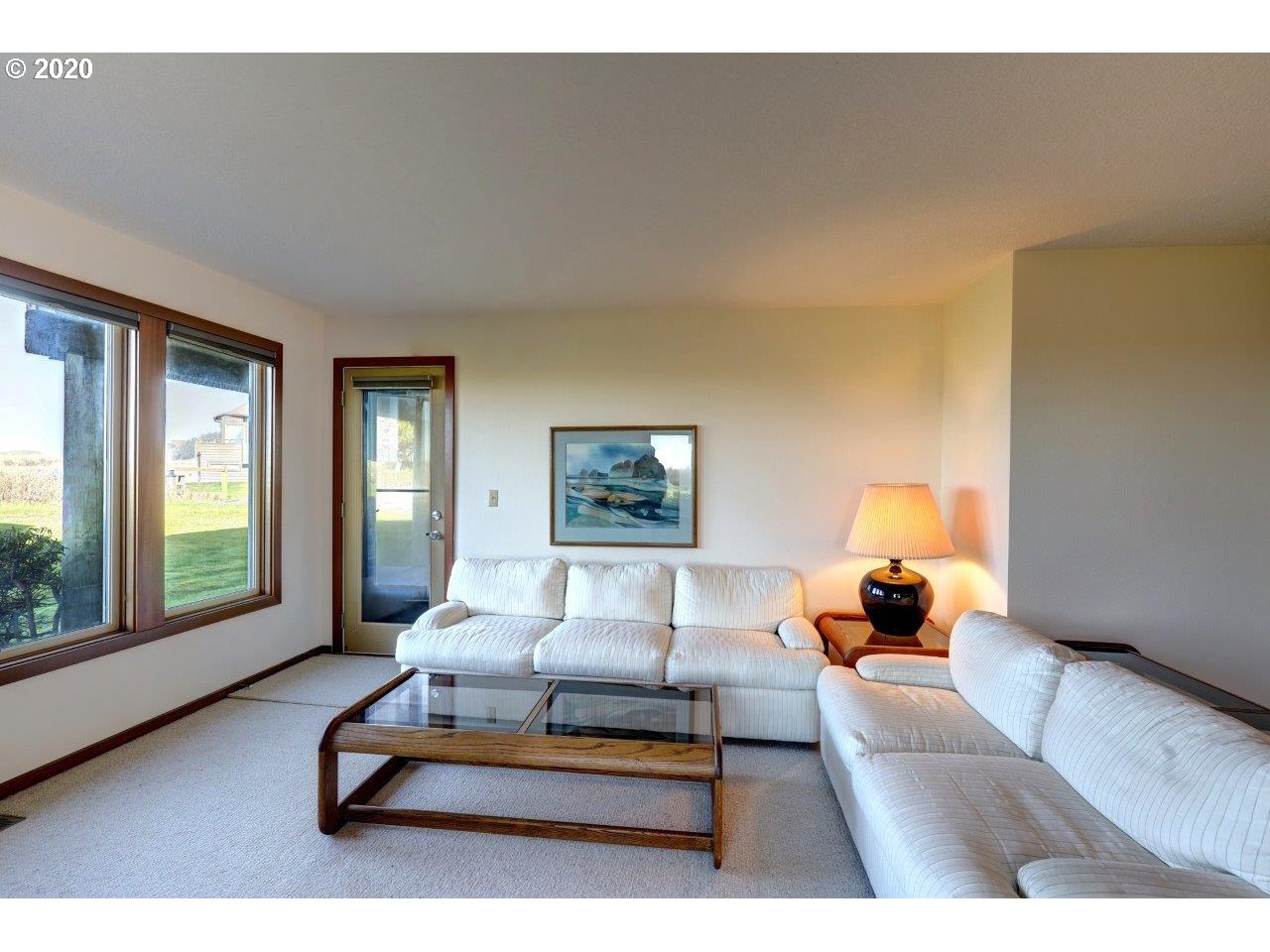 403 Breakers Point, Unit 403 Cannon Beach, OR 97110 - Photo 11 of 32