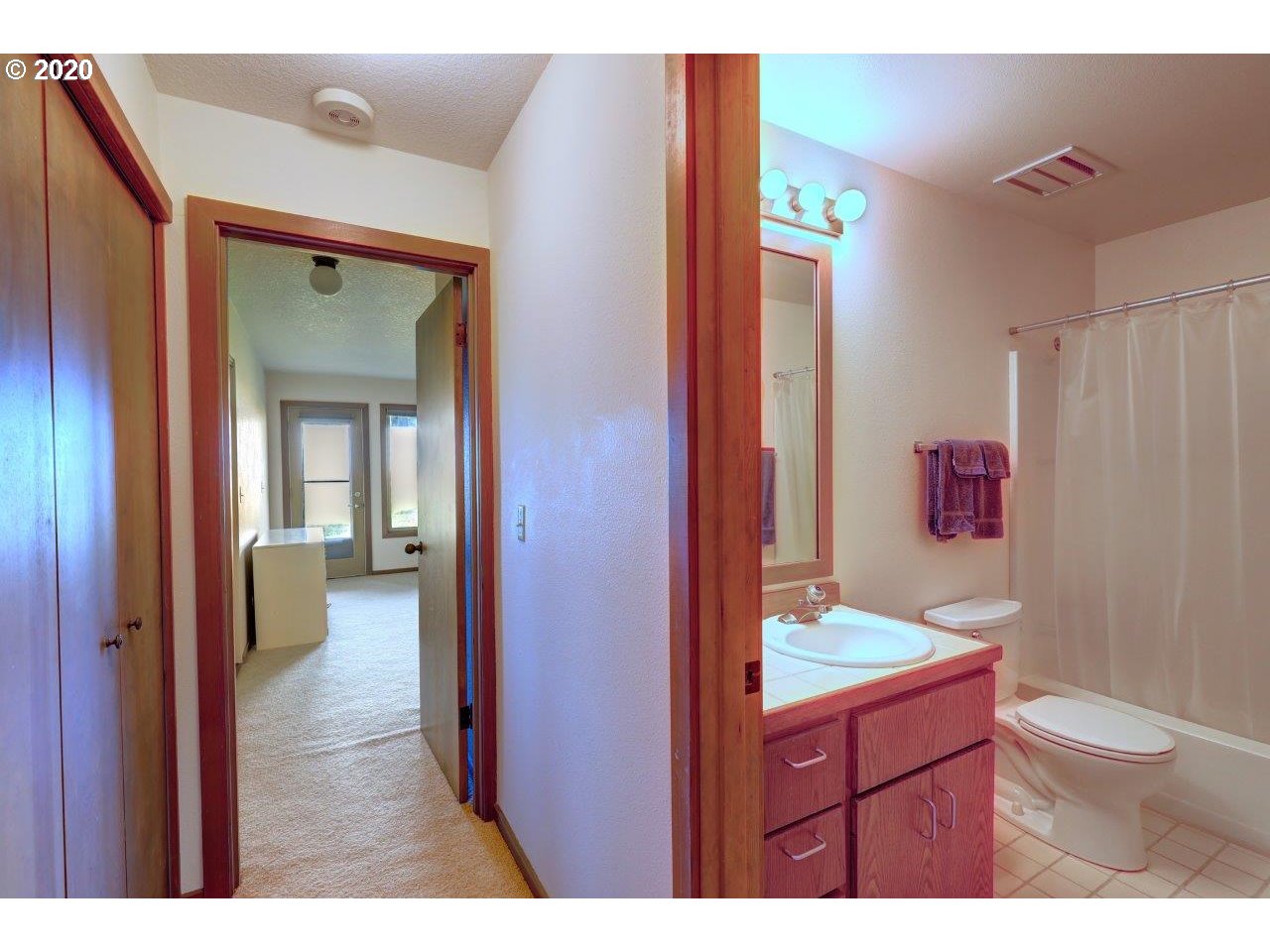 403 Breakers Point, Unit 403 Cannon Beach, OR 97110 - Photo 18 of 32