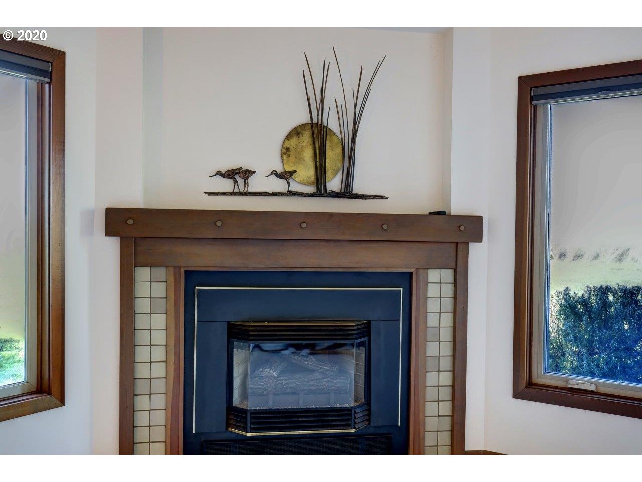 403 Breakers Point, Unit 403 Cannon Beach, OR 97110 - Photo 8 of 32