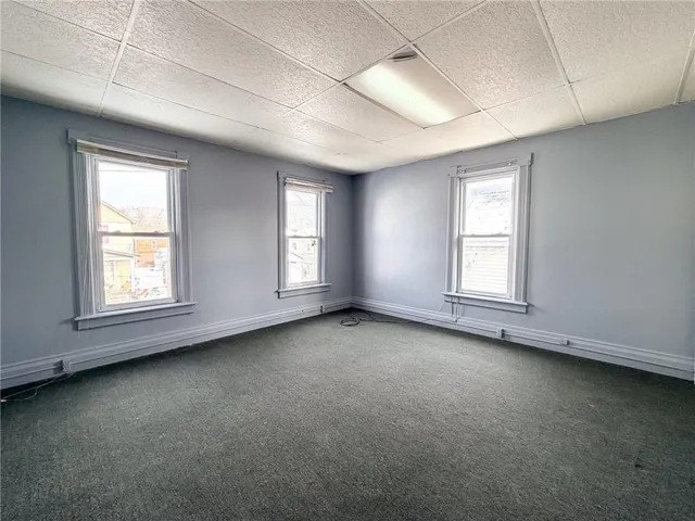 $800 | 217 13th Street, Unit 2, Beaver Falls, PA 15010