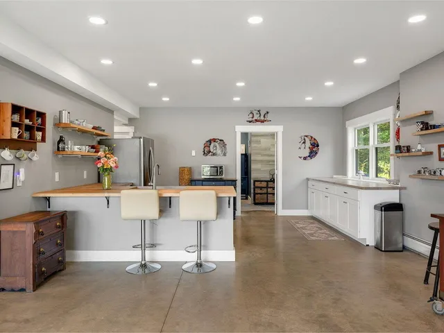 $1,795,000 | 242 Meadow Brook Drive, Starksboro, VT 05487