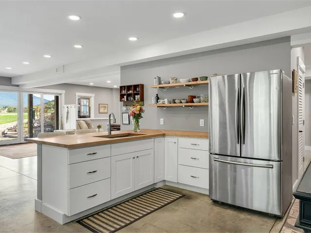 $1,795,000 | 242 Meadow Brook Drive, Starksboro, VT 05487