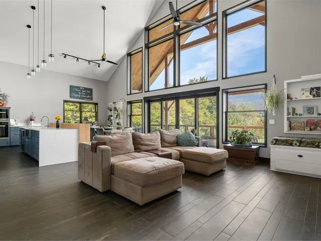 $1,795,000 | 242 Meadow Brook Drive, Starksboro, VT 05487