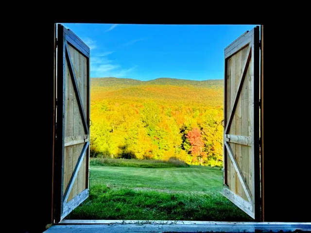 $1,795,000 | 242 Meadow Brook Drive, Starksboro, VT 05487