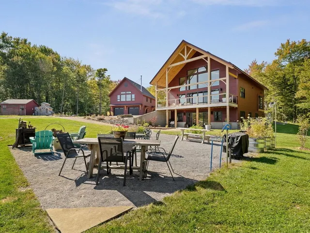 $1,795,000 | 242 Meadow Brook Drive, Starksboro, VT 05487