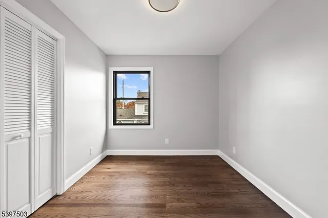 $849,000 | 5 1st Street, Fair Lawn, NJ 07410