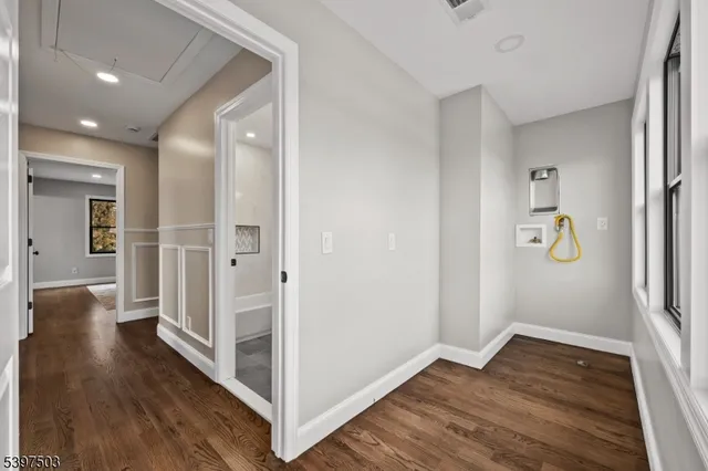 $849,000 | 5 1st Street, Fair Lawn, NJ 07410