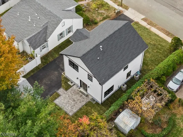 $849,000 | 5 1st Street, Fair Lawn, NJ 07410