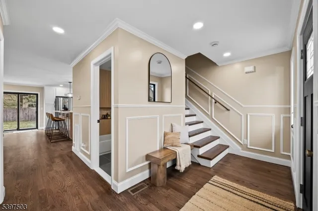 $849,000 | 5 1st Street, Fair Lawn, NJ 07410