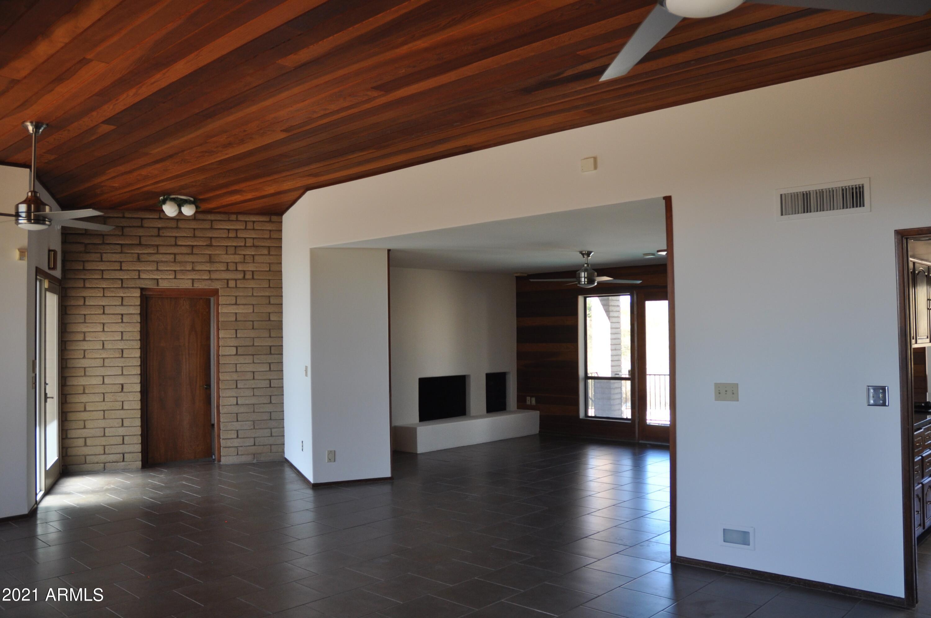 12650 East Doubletree Ranch Road Scottsdale, AZ 85259 - Photo 4 of 26 DSC_0851