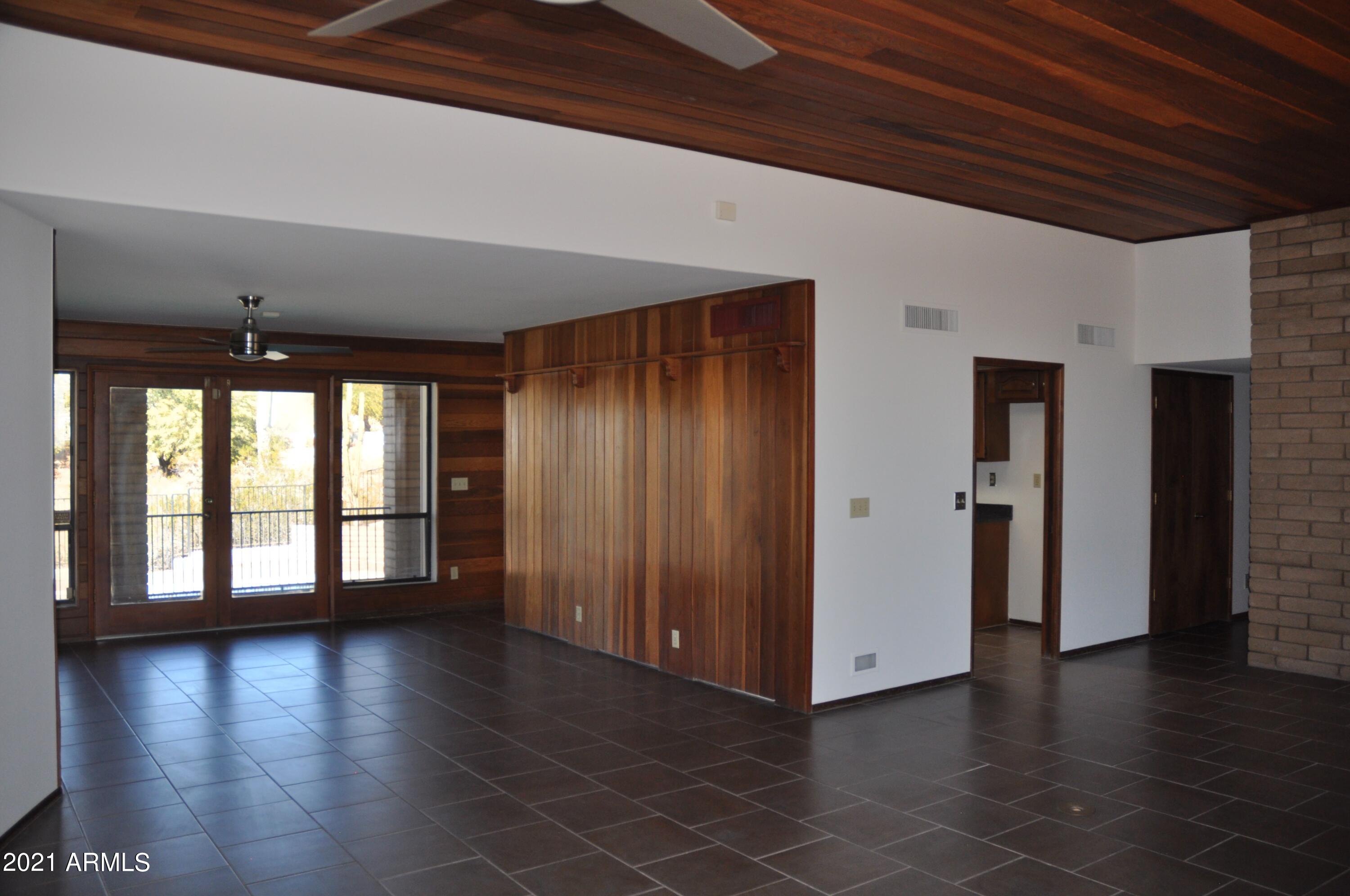 12650 East Doubletree Ranch Road Scottsdale, AZ 85259 - Photo 9 of 26 DSC_0850