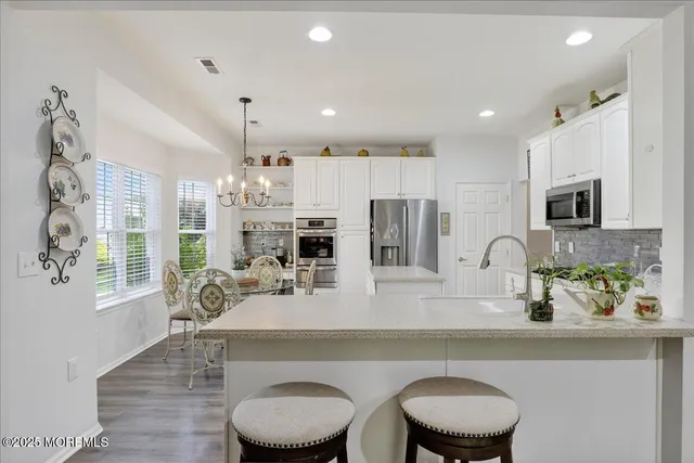 $639,900 | 10 Sunningdale Court, Jackson, NJ 08527