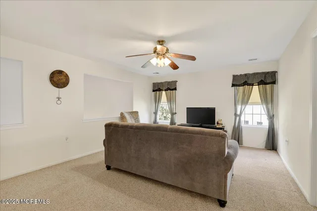 $639,900 | 10 Sunningdale Court, Jackson, NJ 08527